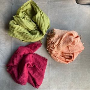 Bundle of 3 scarves